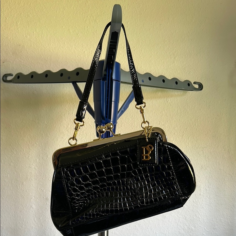 Black Crocodile Embossed Women's Bag